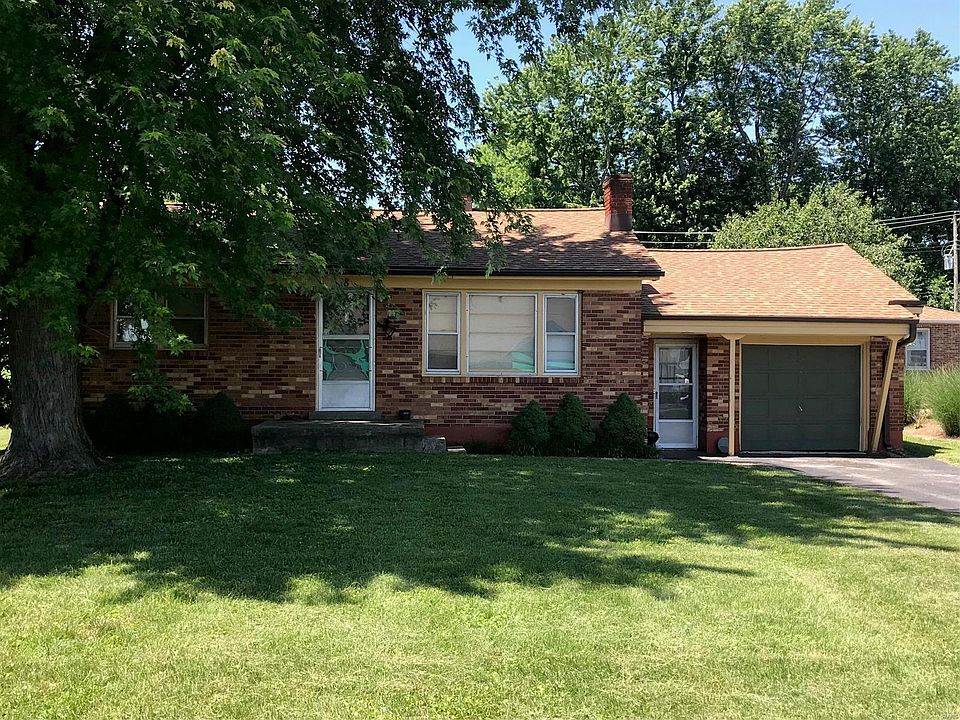 1st image of 8 Canty Ln