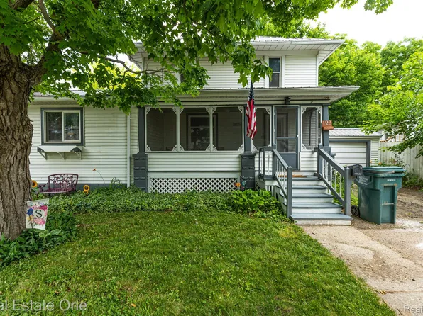 128 Fox St, Lapeer, MI 48446