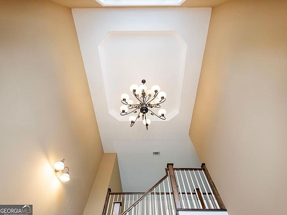 3rd image of 6053 Rockingham Way