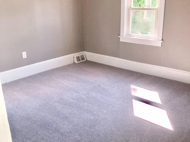 4001 Center Ave #2 — Photo 10