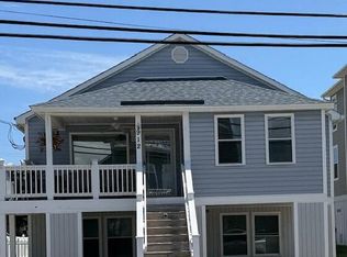 912 Canal Dr, Carolina Beach, NC 28428