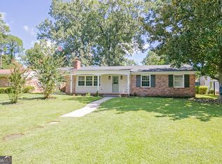 506 Early St, Savannah, GA 31405