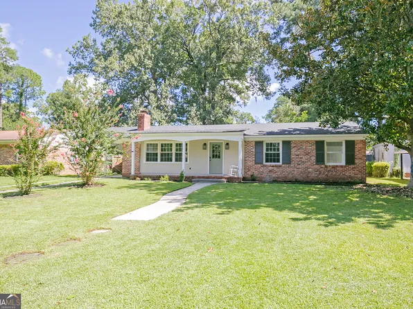 506 Early St, Savannah, GA 31405