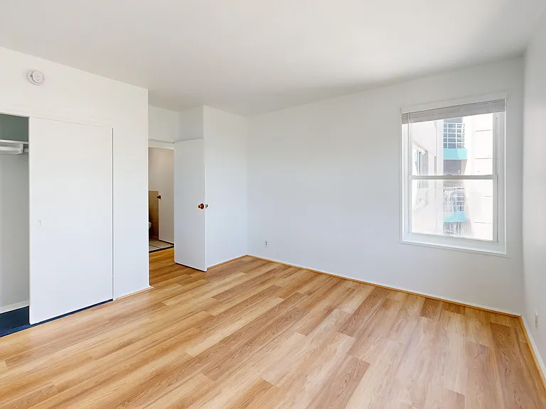 Parkmerced Apartments — Photo 95