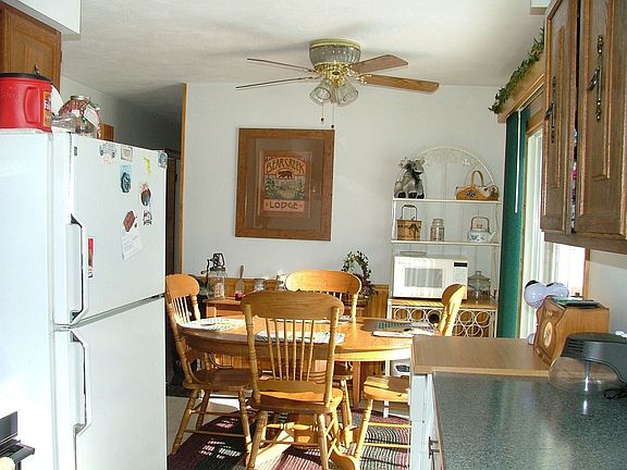 Kitchen to dining