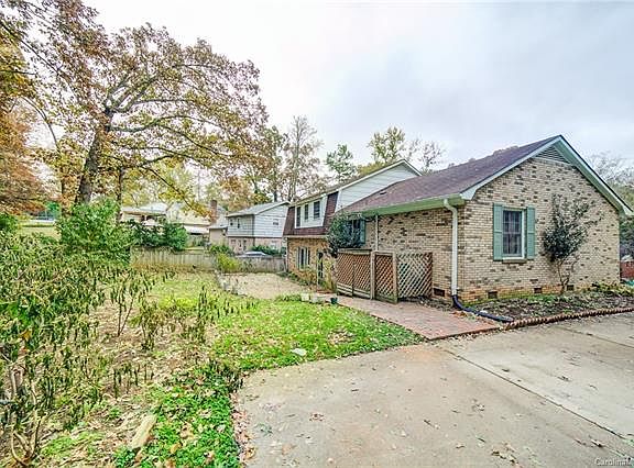 3rd image of 6725 Highbrook Dr
