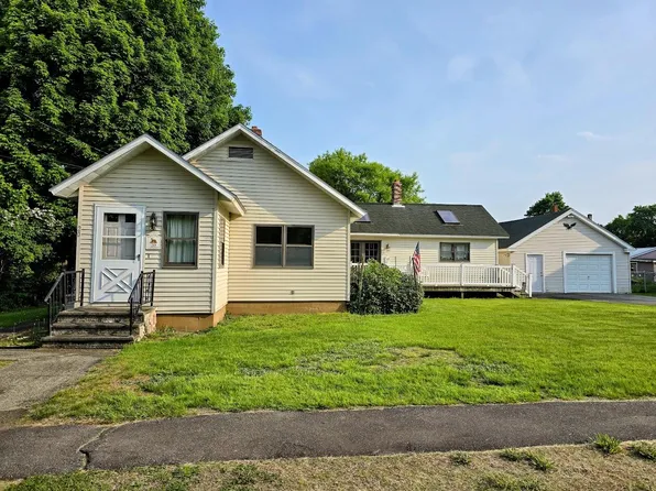 20 North Street, Brownville, ME 04414