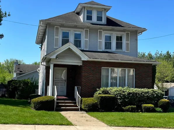 2002 Green Ridge St, Scranton, PA 18512