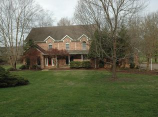 1900 N Rose Island Rd, Prospect, KY 40059