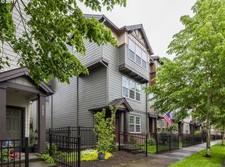 3420 SE Wedgewood Ave, Hillsboro, OR