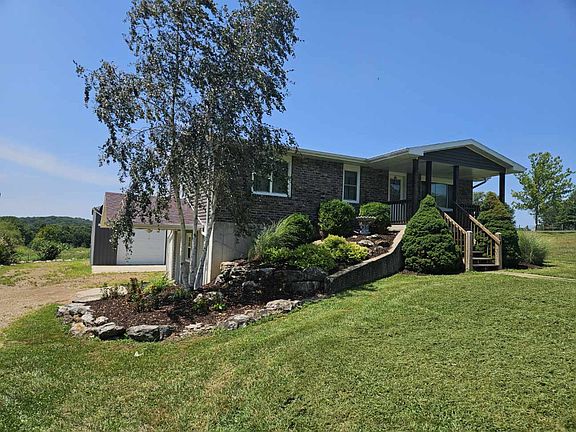 2nd image of 2800 Moreau River Ln