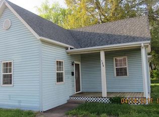106 W 6th St, O'Fallon, IL 62269