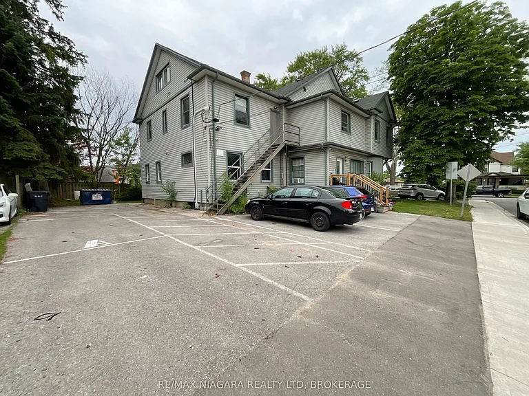 122 Hellems Ave #3 — Photo 4