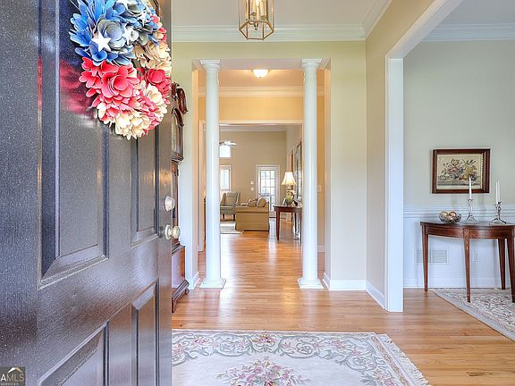 5th image of 613 Eagle River Ln