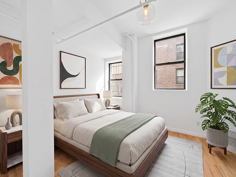 584 Myrtle Ave #1B — Photo 2