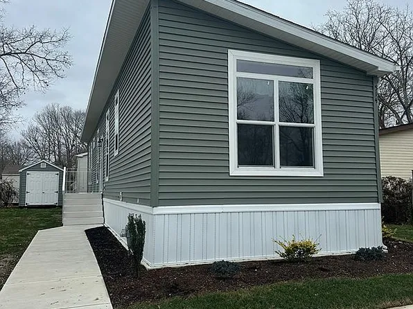 514 Tide Dr, Egg Harbor Township, NJ 08234