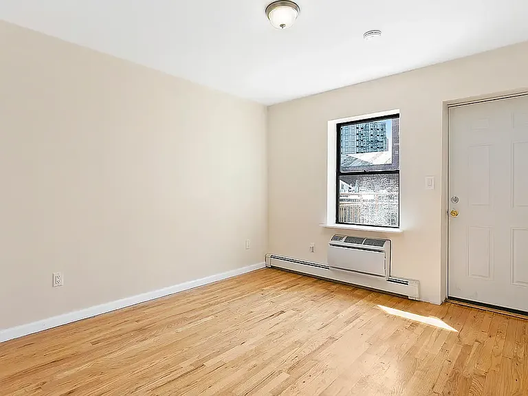 36 Saint Felix St #1R — Photo 3
