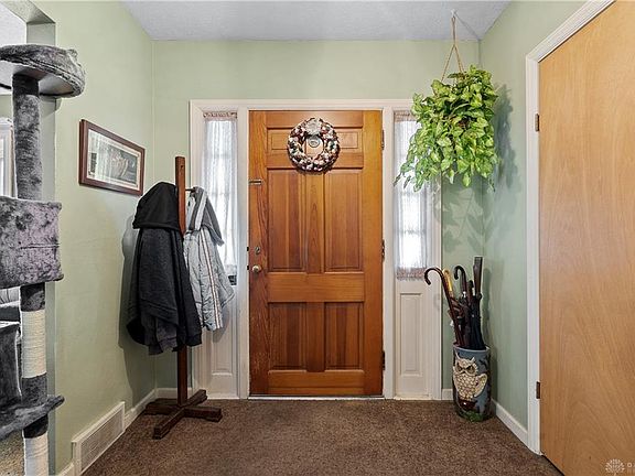 5th image of 21 S Wright Ave