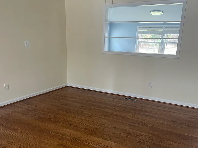 740 Fairway Dr — Photo 10
