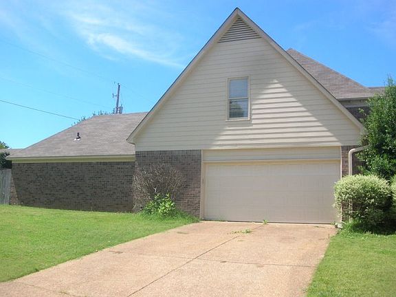 3rd image of 9015 Chimneyrock Blvd