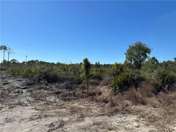 7897 1st Ter, Labelle, FL 33935