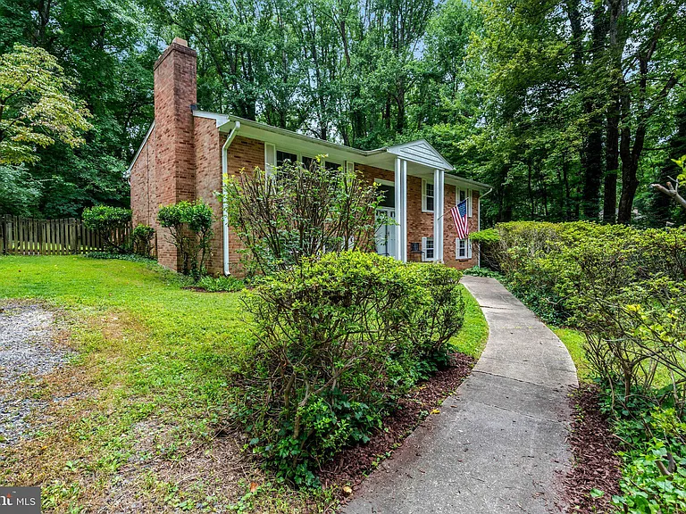 5315 Summit Dr — Photo 4
