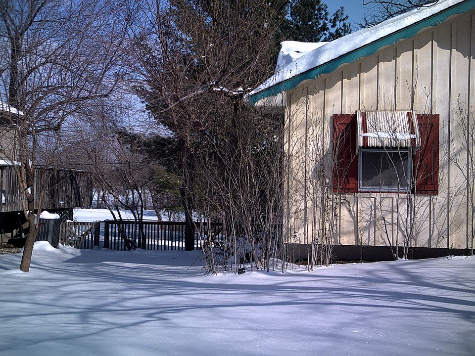 2nd image of 13639 Cambridge Ave