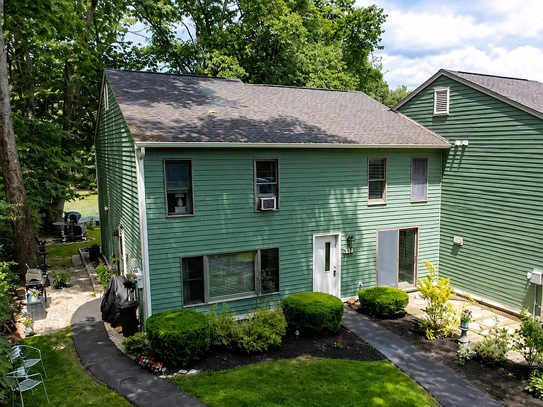 302 Piscassic St — Photo 1