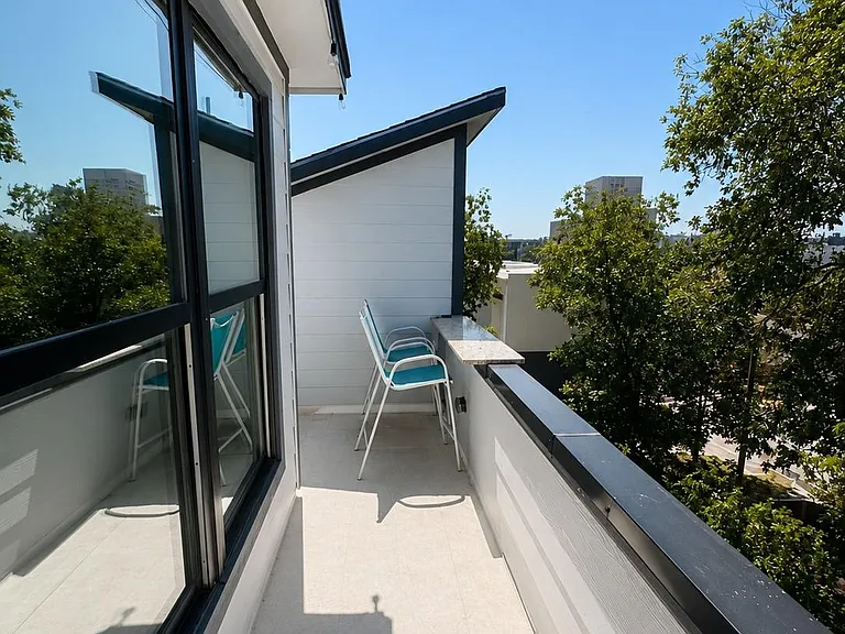 4406 Munger Ave #3 — Photo 26