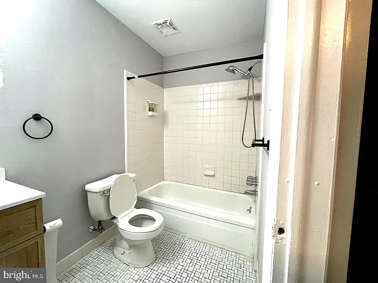 222-6 Echelon Rd #6 — Photo 10