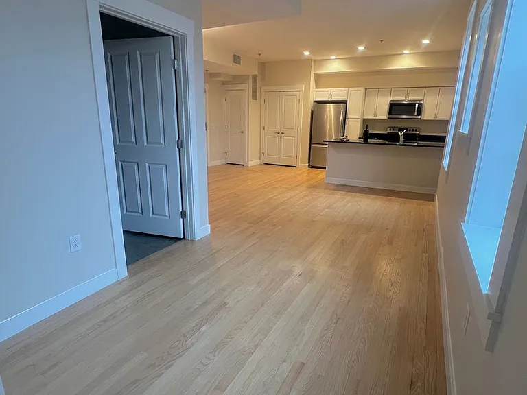 359 Main St #305 — Photo 11