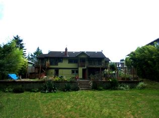 1818 NE 96th St, Seattle, WA 98115
