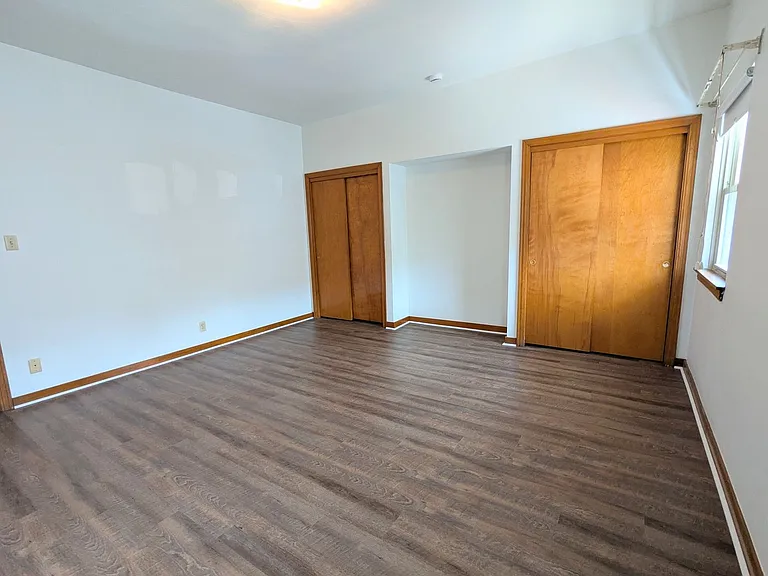 258 Edmond St — Photo 11