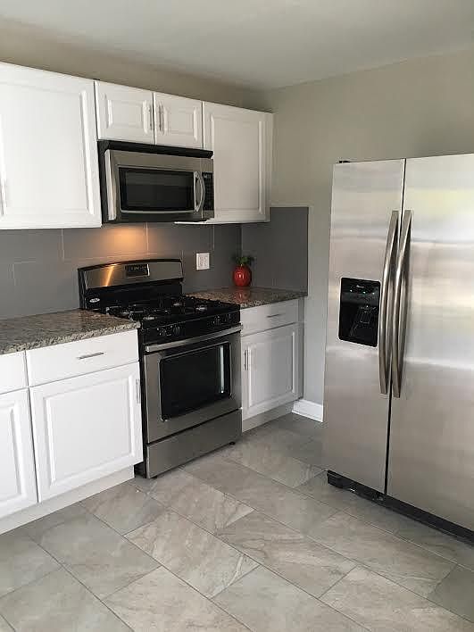 1st image of 553 Campbell St APT 2N