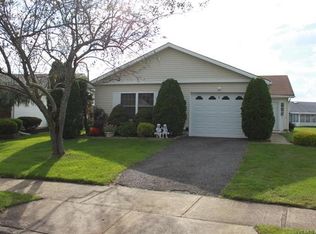 9 Vernon Ct, Brick, NJ 08724