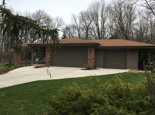 500 Mount Snowdon Rd, Wales, WI 53183