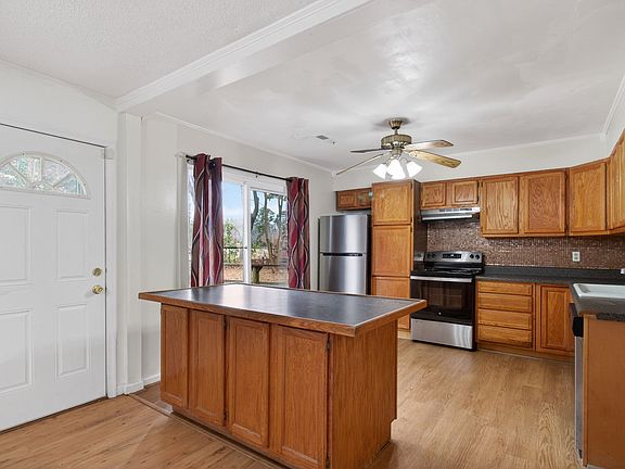 5th image of 6253 Auburn Dr