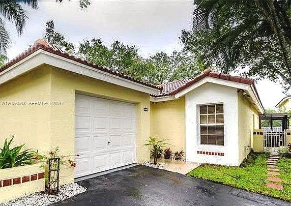 1st image of 1341 Seagrape Cir