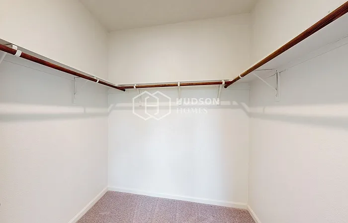 744 Devonshire Dr — Photo 18