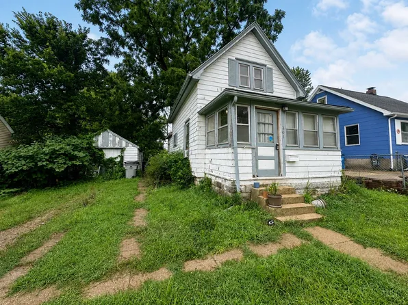 301 31st Street Dr SE, Cedar Rapids, IA 52403