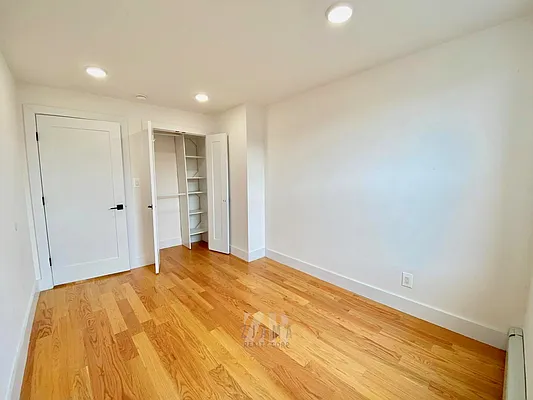 Rented by Zjama Realty Corp | media 9