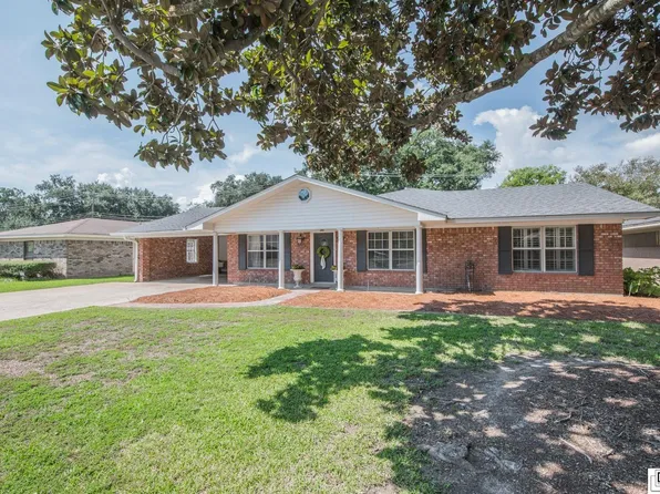 2107 Edgewood Dr, Monroe, LA 71201