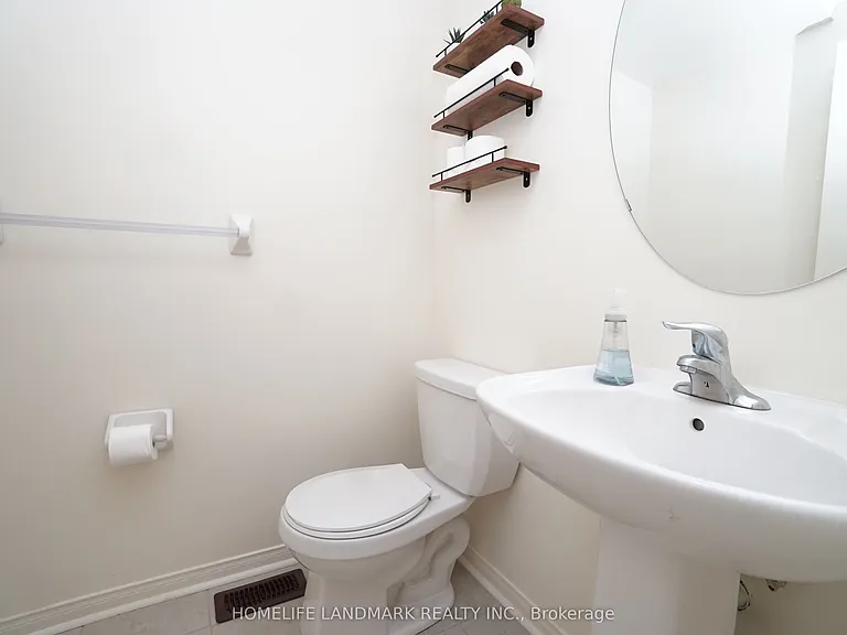 43 Odoardo Di Santo Cir — Photo 9