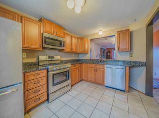 40 Foxon Hill Rd UNIT E14, New Haven, CT 06513