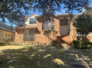 2929 Peninsula Way, Carrollton, TX 75007