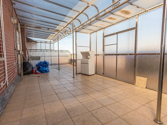 5th image of 13236 Pople Ave APT 5B