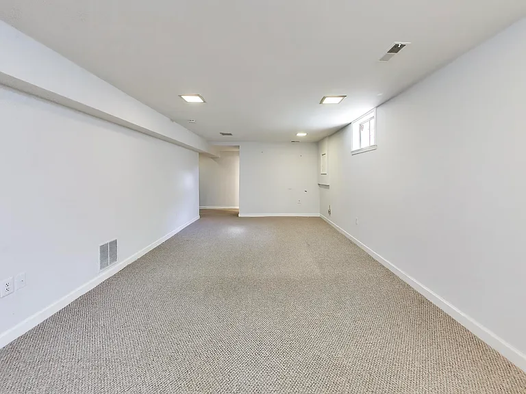 991 Farm Haven Dr — Photo 38