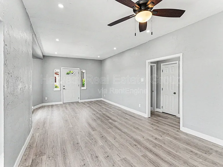 1619 Walnut St #A — Photo 3