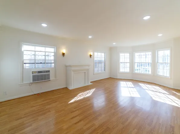 452 S New Hampshire Ave APT 1, Los Angeles, CA 90020