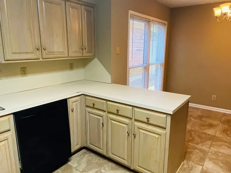 1404 Prairie Ln — Photo 11